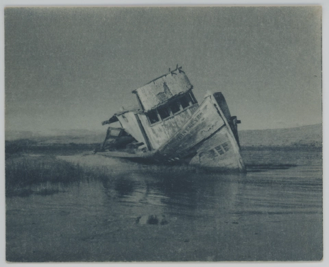 /images/posts/toning-cyanotypes/shipwreck.webp